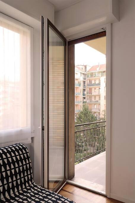 Bilocale Metro 4 Blu Frattini - Airport Linate Διαμέρισμα Μιλάνο Εξωτερικό φωτογραφία
